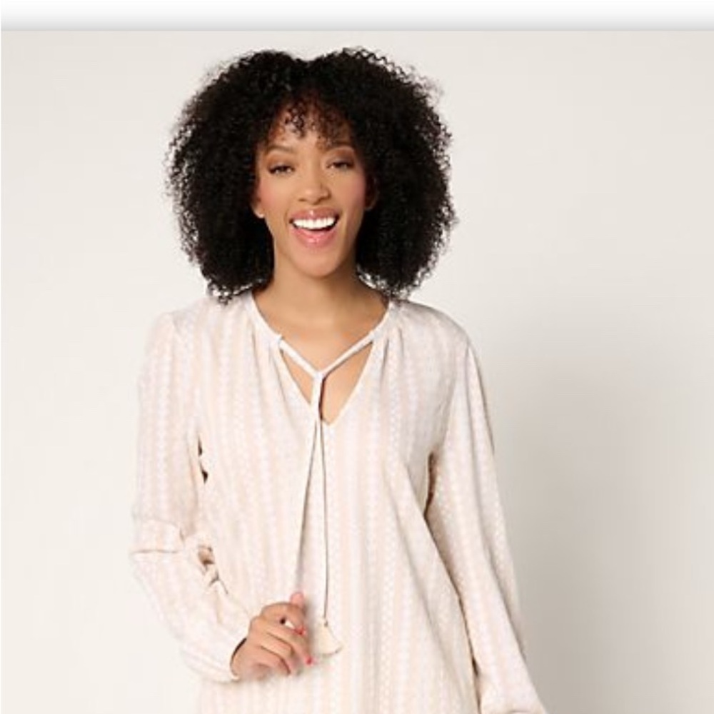 Belle by Kim Gravel Packabelle Gotta Getaway Tassel Top LGE - Picture 2 of 7